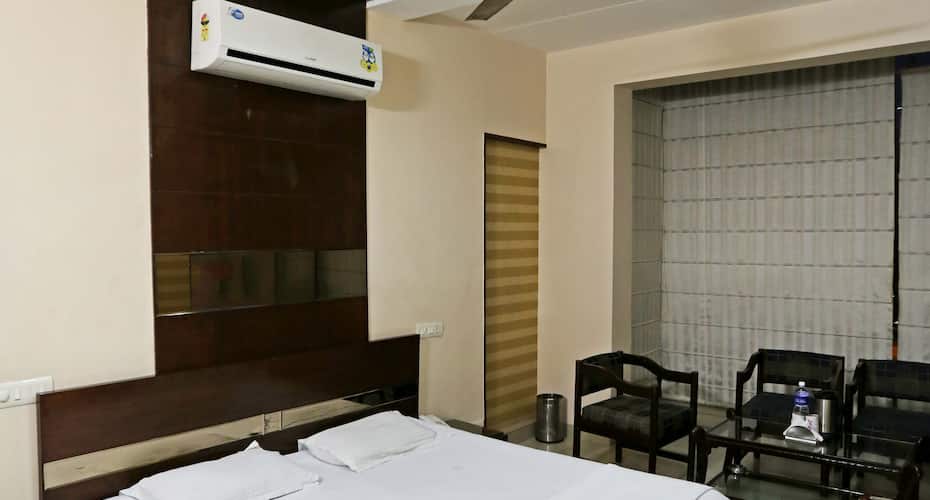 Hotel Maharani Regency, Zirakpur 5